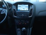 Ford Focus (2018) 1.0 EcoBoost, Tempomat - náhled 12