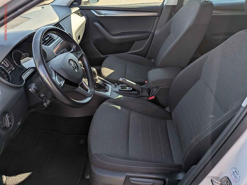 Škoda Octavia (2019) 2.0 TDi, Soleil, DSG - fotka 9 z 23