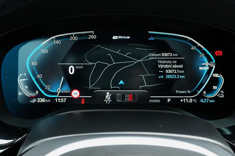 BMW Řada 5 545e xDríve, ČR, Ventilace - fotka 12 z 31