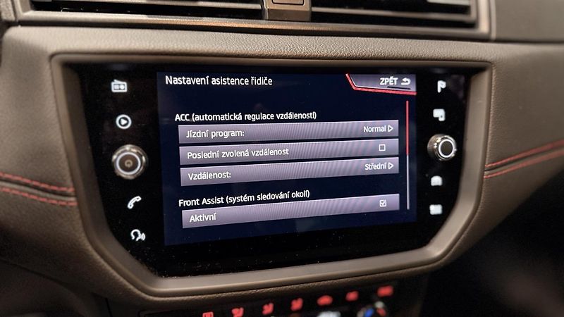 Seat Arona (2019) 1.0TGI- FR,LED,ZÁRUKA  - fotka 26 z 35