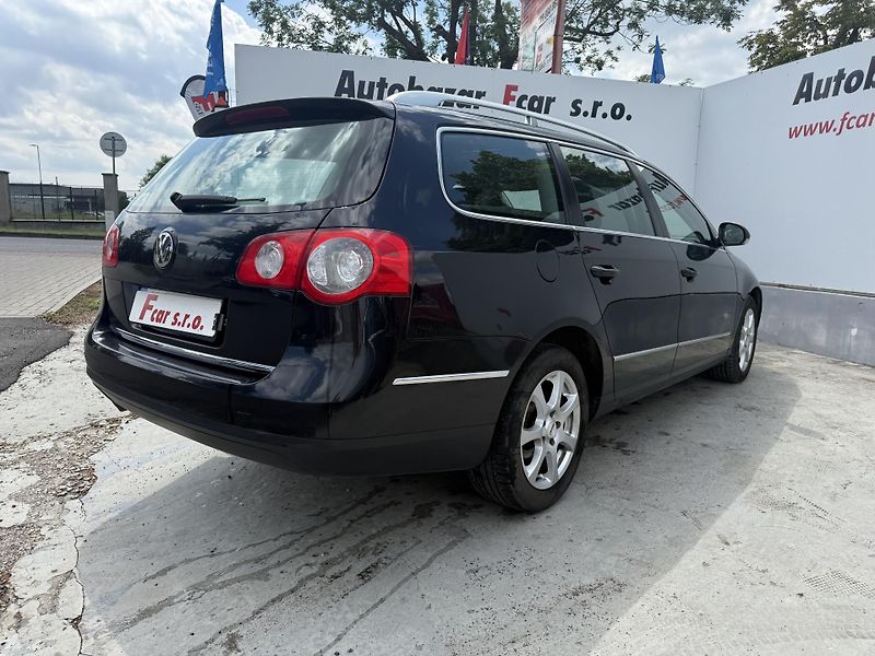Volkswagen Passat (2009) 2.0 TDI Sportline  - fotka 8 z 21