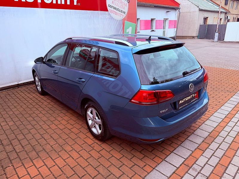 Volkswagen Golf 1.2 TSi DSG Comfortline, ČR - fotka 9 z 27