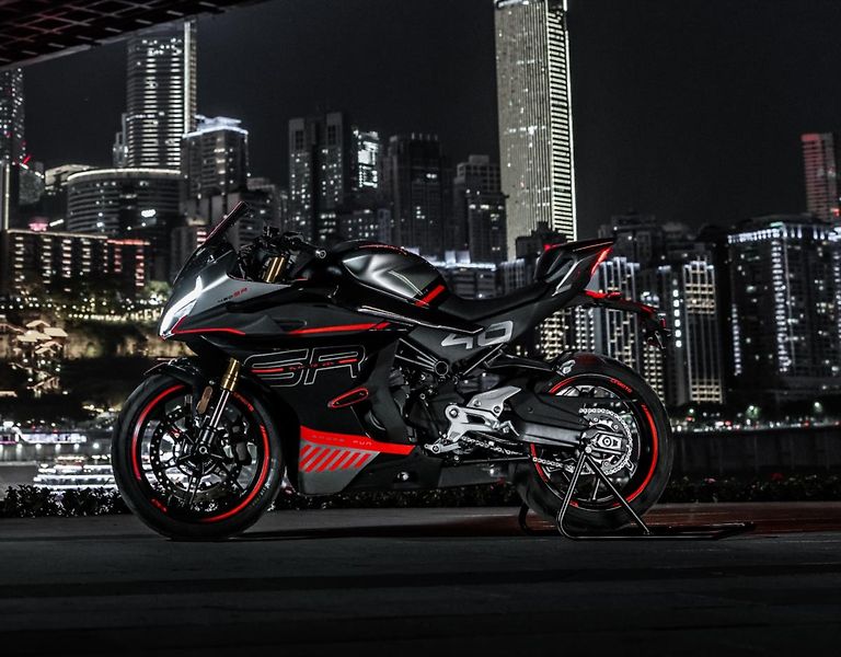 CFMOTO (2025) 450SR 25  E5+ - fotka 2 z 8