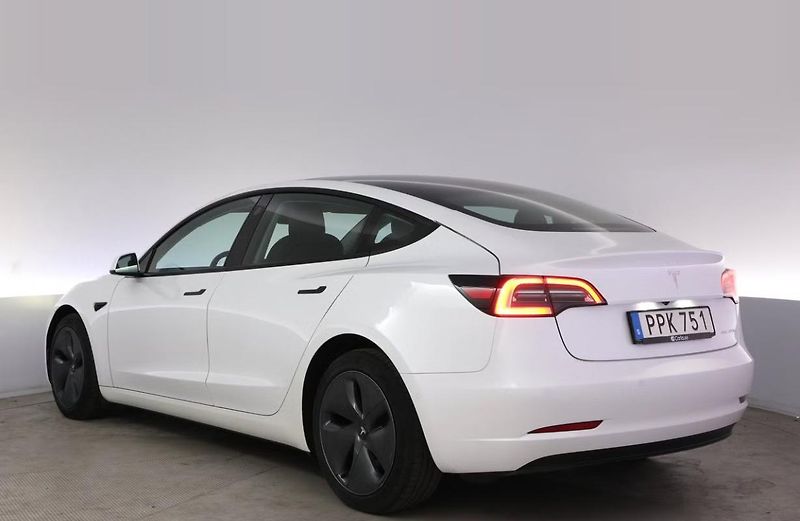 Tesla Model 3 LR AWD SoH 92% FSD - fotka 2 z 24