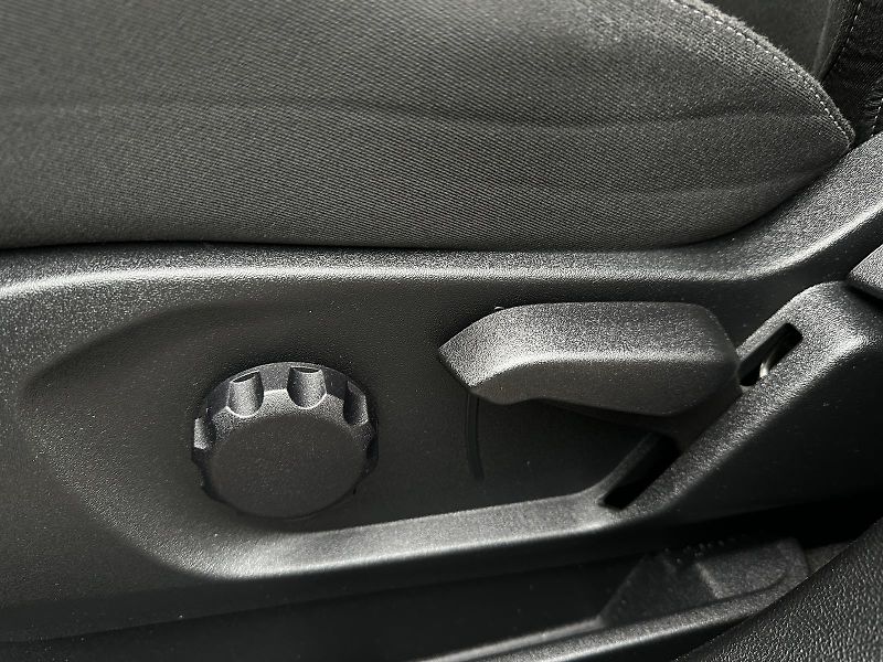Ford S-MAX 2.0TDCi 150PS AUTOMAT NAVI VÝH - fotka 13 z 46