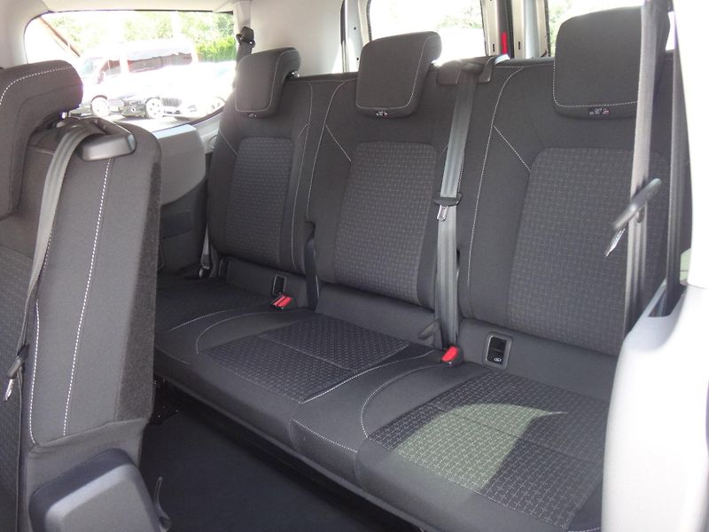 Ford Transit Custom (2026) Kombi Trend 340_L1H1_2.5Durate - fotka 16 z 30