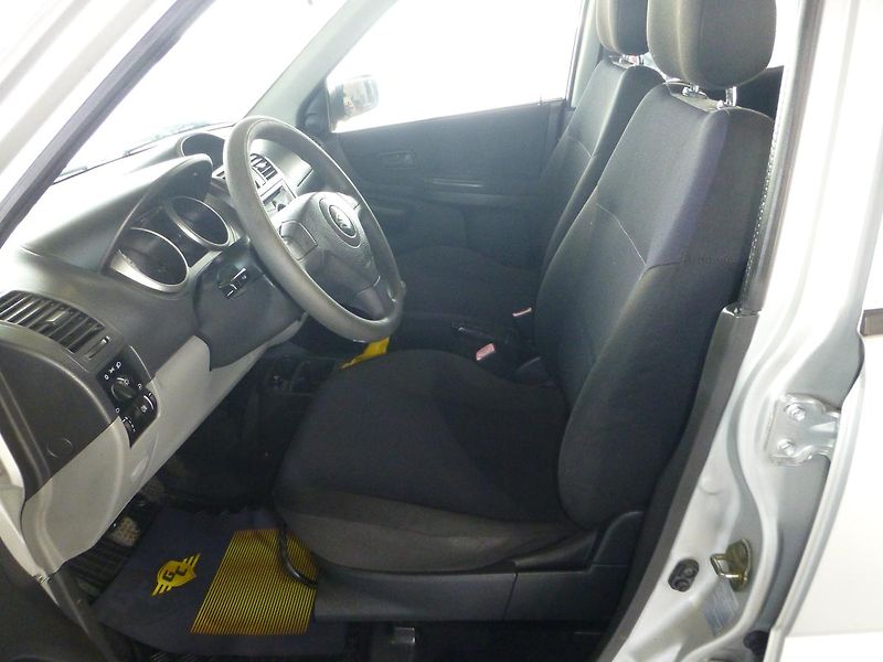 Suzuki Ignis (2004) 1,3I-68KW**KLIMATIZACE**5DVEŘÍ - fotka 10 z 23