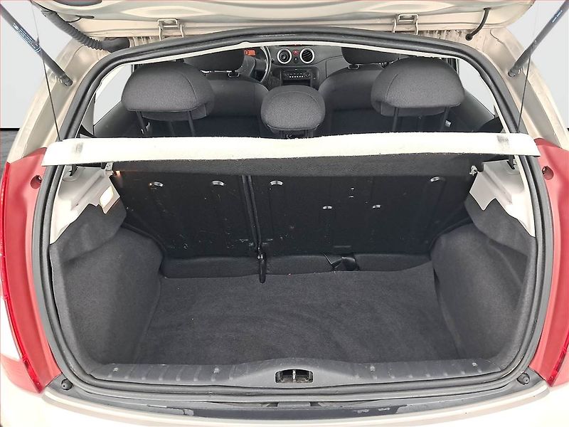 Citroën C3 (2008) 1.4 i, po STK, za dobrou cenu - fotka 13 z 13