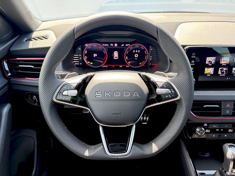 Škoda Kamiq (2026) DSG 1.0 TSI / 85 kW / MONTE CA - fotka 18 z 33