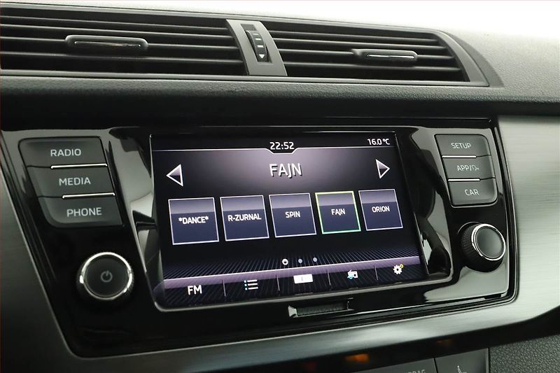 Škoda Fabia (2021) Style 1.0 TSI, ČR,1.maj - fotka 9 z 14