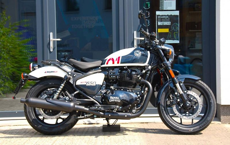 Royal Enfield Shotgun 650 (2026) WHITE - fotka 1 z 25
