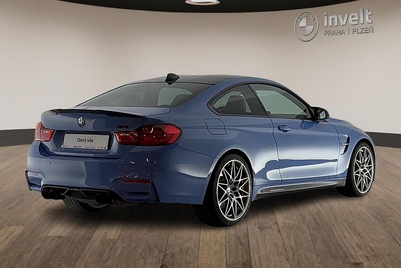 BMW M4 Competition paket - fotka 3 z 39