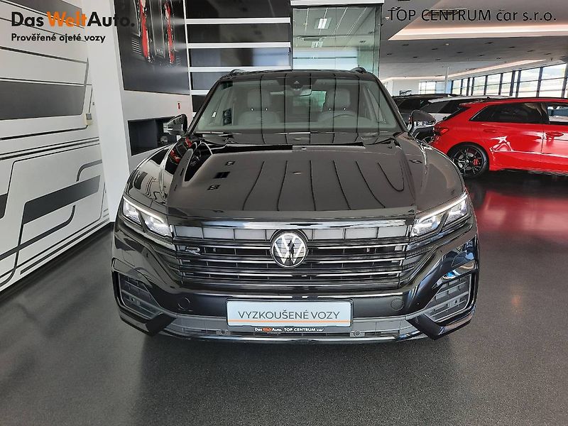 Volkswagen Touareg (2022) R-Line 3.0 TDI 4Motion (210kW/ - fotka 4 z 30