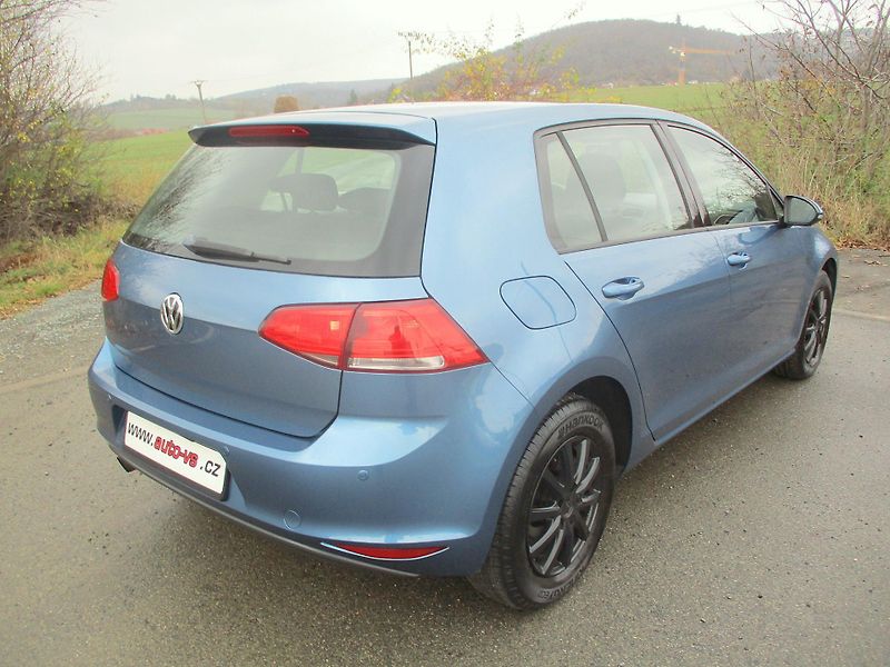 Volkswagen Golf TSi*77kW*VÝHŘEV*Z+L PNEU*TOP  - fotka 7 z 47