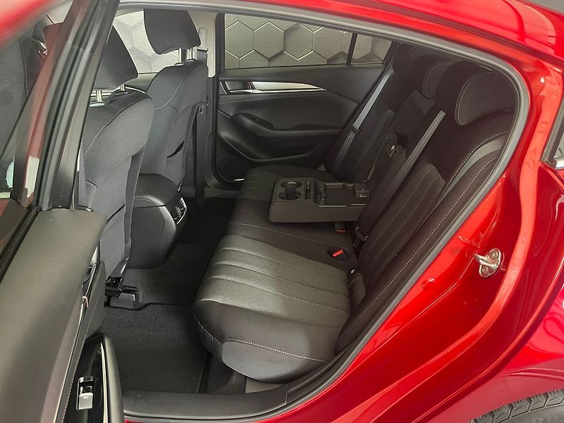 Mazda 6 2.0  6 SKYACTIV-G 165 i-ELOOP - fotka 23 z 84