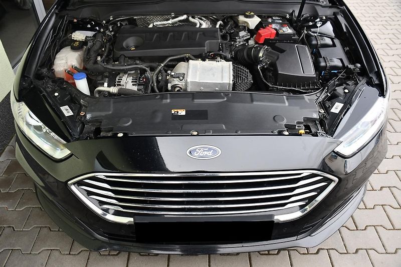Ford Mondeo 2.0TDCi 110kW CARPLAY TITANIUM - fotka 40 z 42