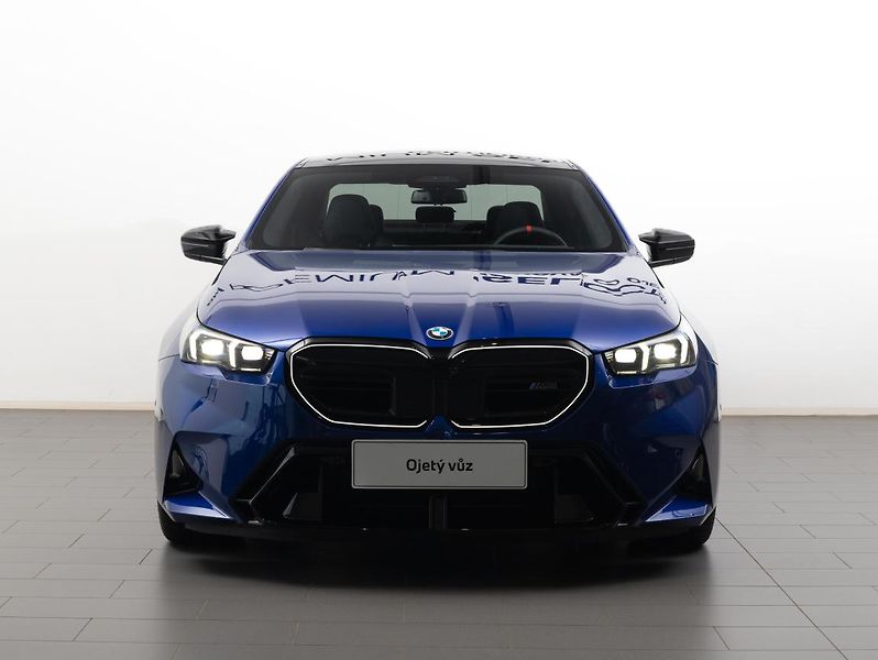 BMW M5 - fotka 2 z 23