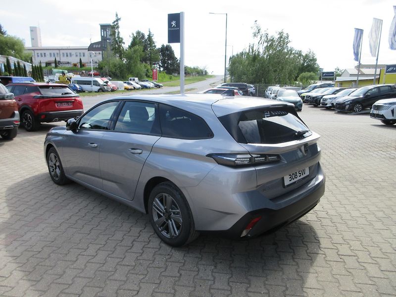 Peugeot 308 (2025) SW STYLE Hybrid 145 e-DCS6 - fotka 6 z 31