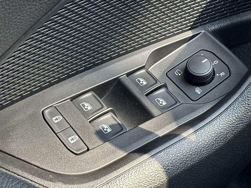 Škoda Octavia (2025) Combi 2.0 TSI 4x4 DSG Sportlin - fotka 16 z 31