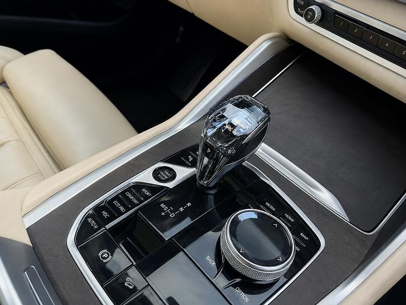 BMW X6 (2021) 40D, M-SPORT,ČR,1 MAJITEL - fotka 12 z 42