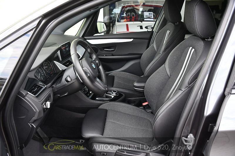 BMW Řada 2 218d GT TAŽNÉ ČR 7MÍST 1M - fotka 10 z 55
