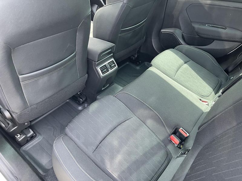 Renault Mégane 1.5 DCi 85 kW LIMITED-DPH-ČR ! - fotka 23 z 38
