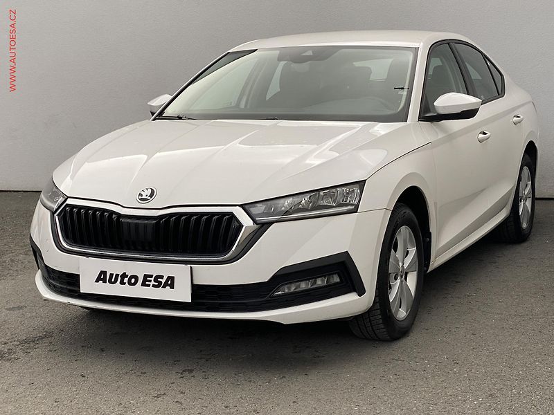 Škoda Octavia (2021) 1.5TSi e-TEC, 1.maj,ČR - fotka 3 z 17