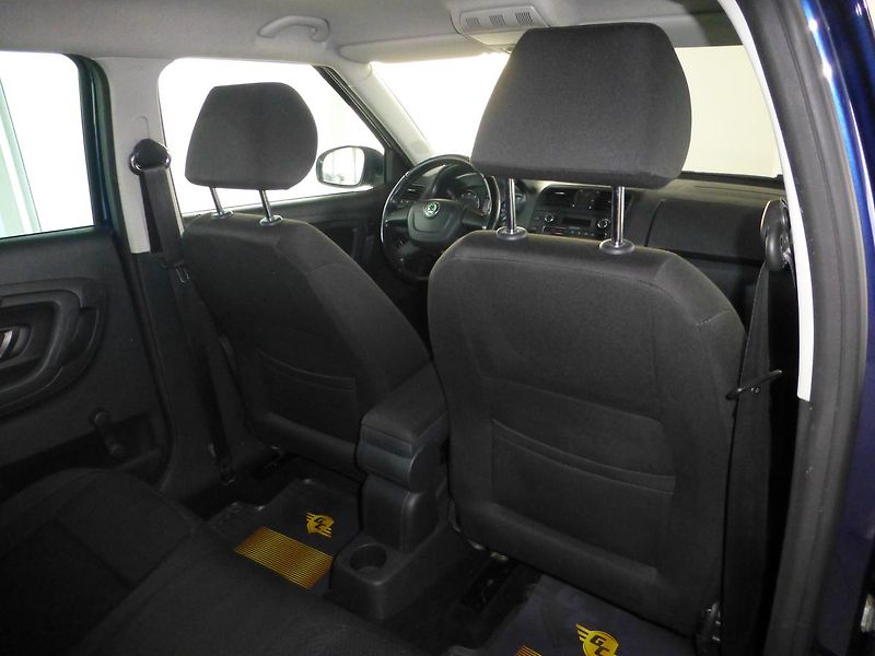 Škoda Fabia (2010) 1,2TSI*63KW**ALU**VYHŘ.SEDADLA - fotka 22 z 25