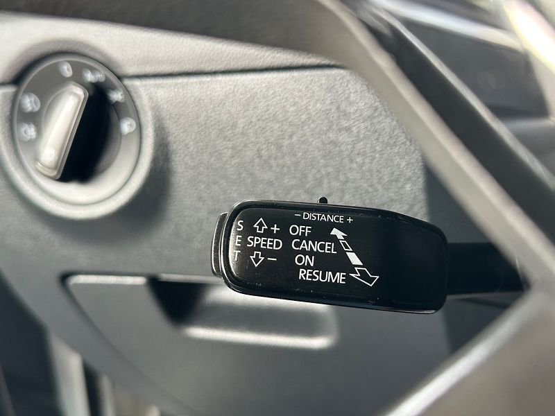 Škoda Octavia (2014) 2.0TDi 4X4 NAVI, VÝHŘEV SED. - fotka 9 z 14