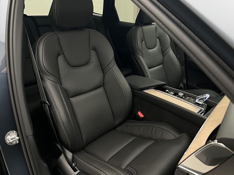 Volvo XC60 (2026) T6 AWD PLUS BRIGHT AUT - fotka 27 z 47