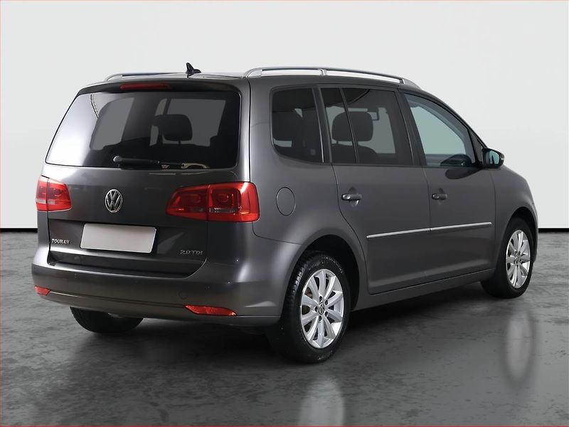 Volkswagen Touran (2014) 2.0 TDI, Automat, 7 míst - fotka 5 z 18