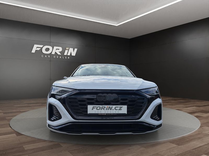 Audi SQ8 (2024) SQ8 370KW PANO Bang & Olufsen - fotka 3 z 27