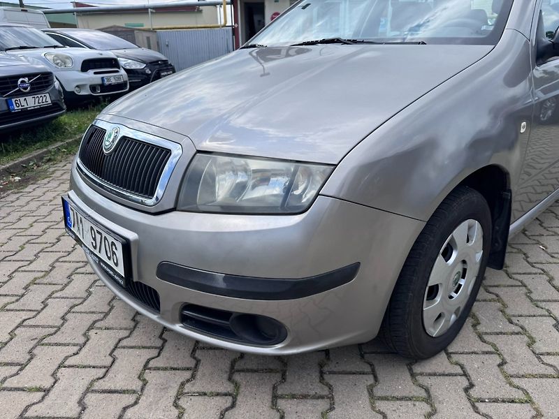 Škoda Fabia (2007) 1,2 HTP 40 KW STK SK - fotka 9 z 49