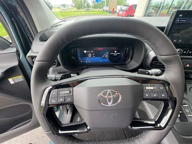 Toyota ProAce City Verso 1.5D Automat Short VIP - fotka 21 z 31
