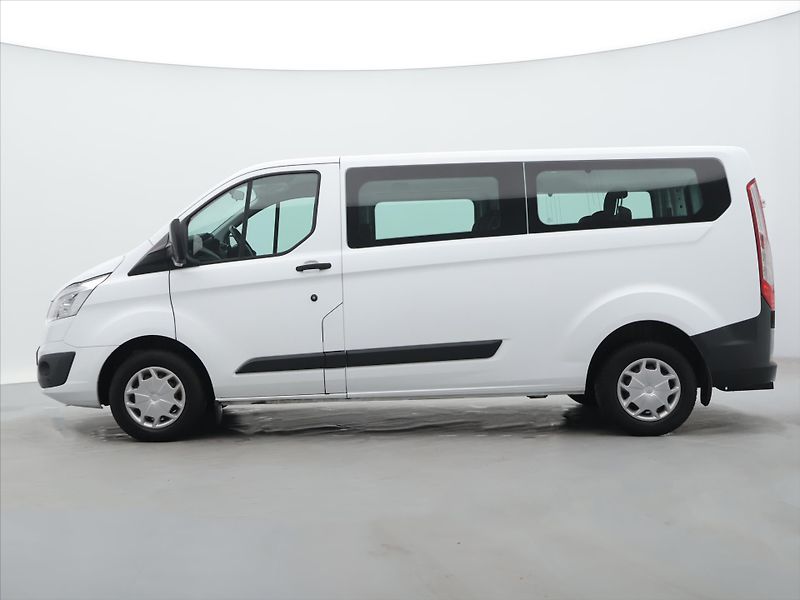 Ford Transit Custom L2 2,0 TDCI Navi 9-Míst DPH - fotka 4 z 33