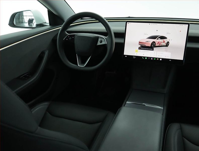 Tesla Model 3 (2023) Standard Range LFP, SoH 96% - fotka 7 z 23