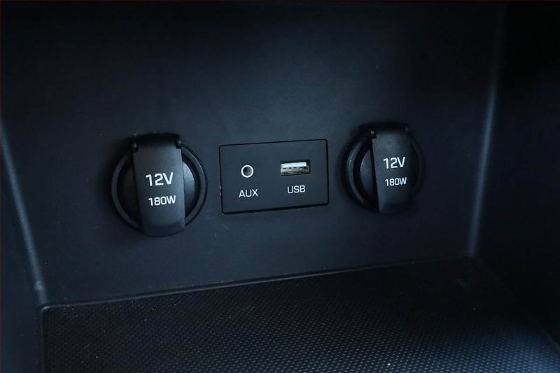 Hyundai i30 (2019) Family 1.4 T-GDI, Serv.kniha - fotka 22 z 22