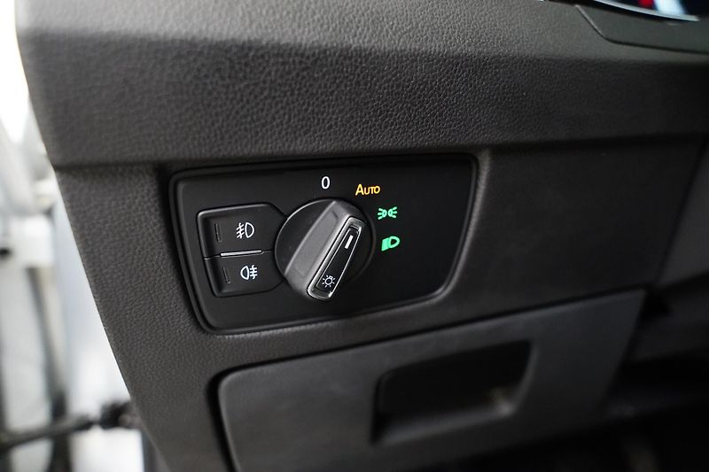 Volkswagen Passat - fotka 13 z 28