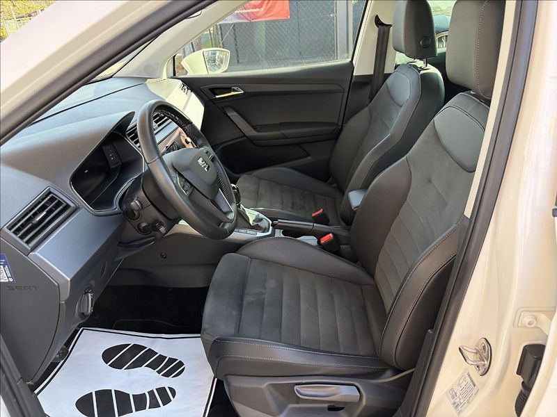 Seat Arona 1,0 TSi DPH  ParkPilot,LED,Kes - fotka 11 z 50