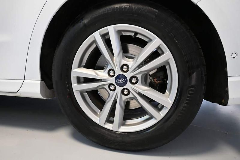 Ford S-MAX (2020) 2.0 140 KW LED ACC SONY 8AT EC - fotka 32 z 34
