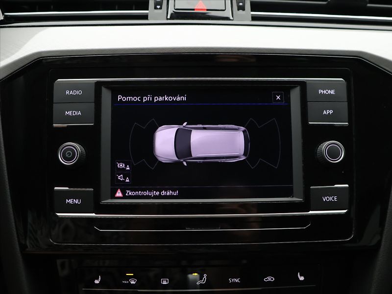 Volkswagen Passat Variant 1,5 TSI EVO 110kW Klima CZ DPH - fotka 19 z 29