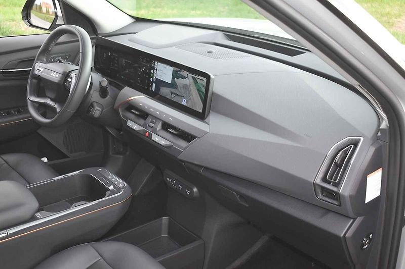 Kia EV5 je solidně velký rodinný elektromobil.