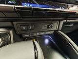 Toyota Land Cruiser 2.8 D-4D 204 k Executive AT - náhled 36