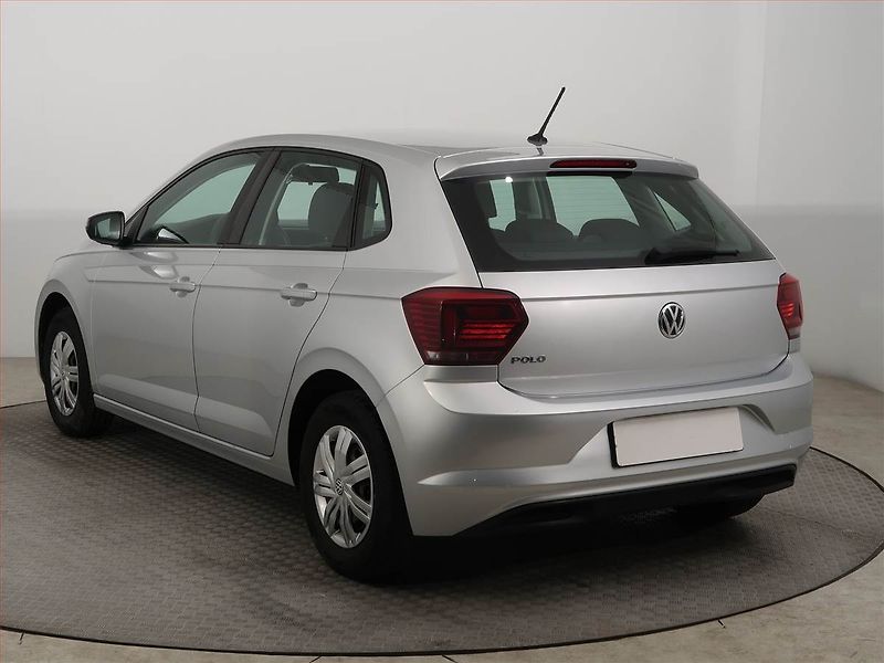 Volkswagen Polo (2018) 1.0, Tempomat - fotka 4 z 13