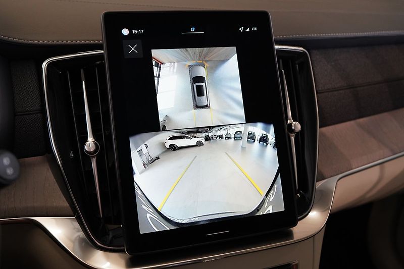 Volvo XC90 B5 PLUS Dark, Vzduch, 360° - fotka 41 z 53