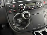 Volkswagen Multivan 2,5 4X4 DPH NZTOP EL.DVEŘE TZ - náhled 20