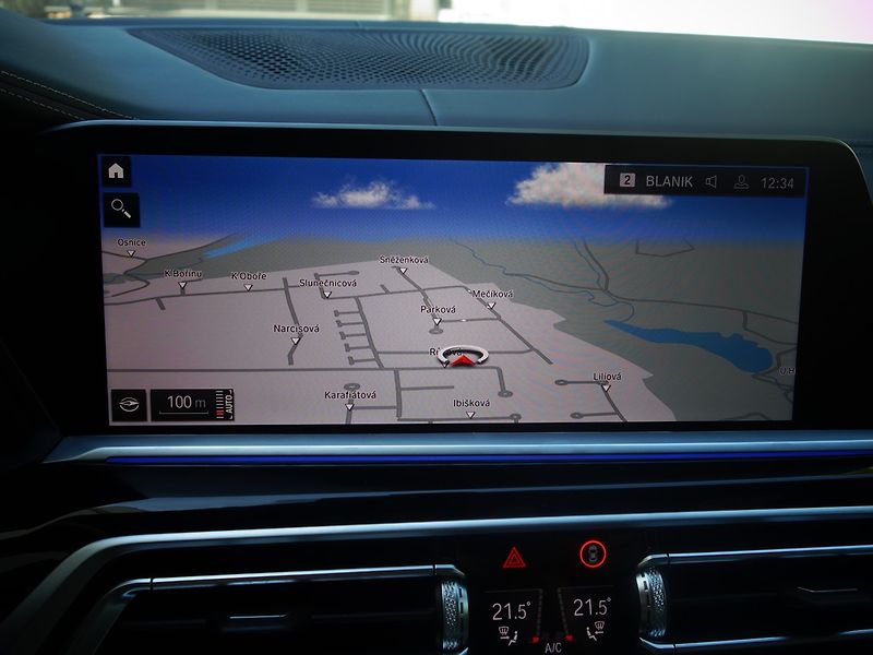 BMW X7 (2022) 4.0d*XD*M-PAKET*24000KM*TOP*CZ - fotka 26 z 50