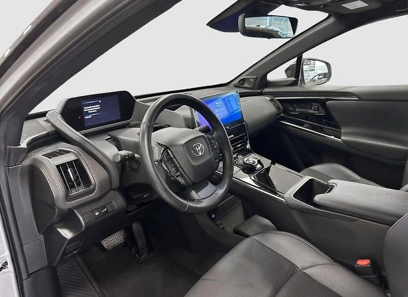 Toyota bZ4X Executive AWD 360k Odvětrávání - fotka 7 z 11