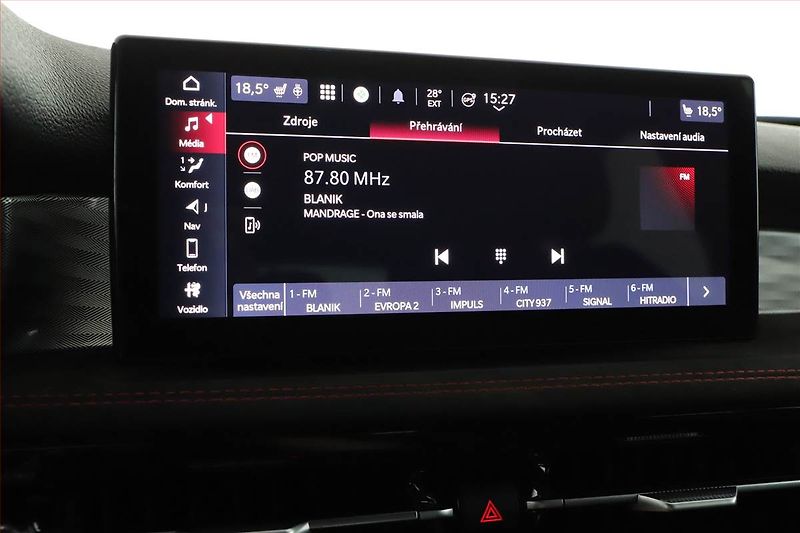 Alfa Romeo Tonale (2023) 1.3T Ibrida PHEV Q4 - fotka 14 z 21