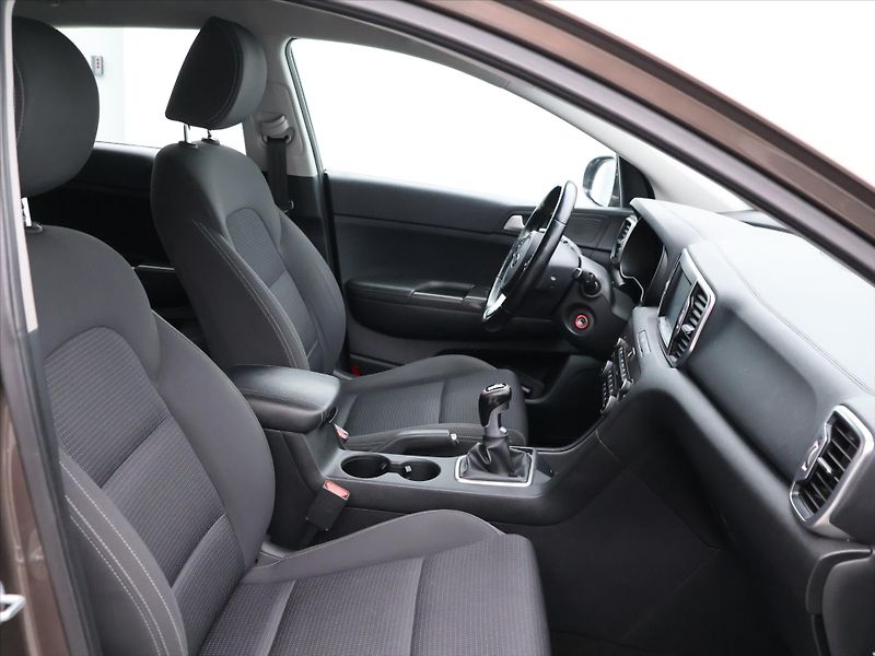 Kia Sportage 1,7 CRDi 85kW CZ Aut.klima - fotka 12 z 34